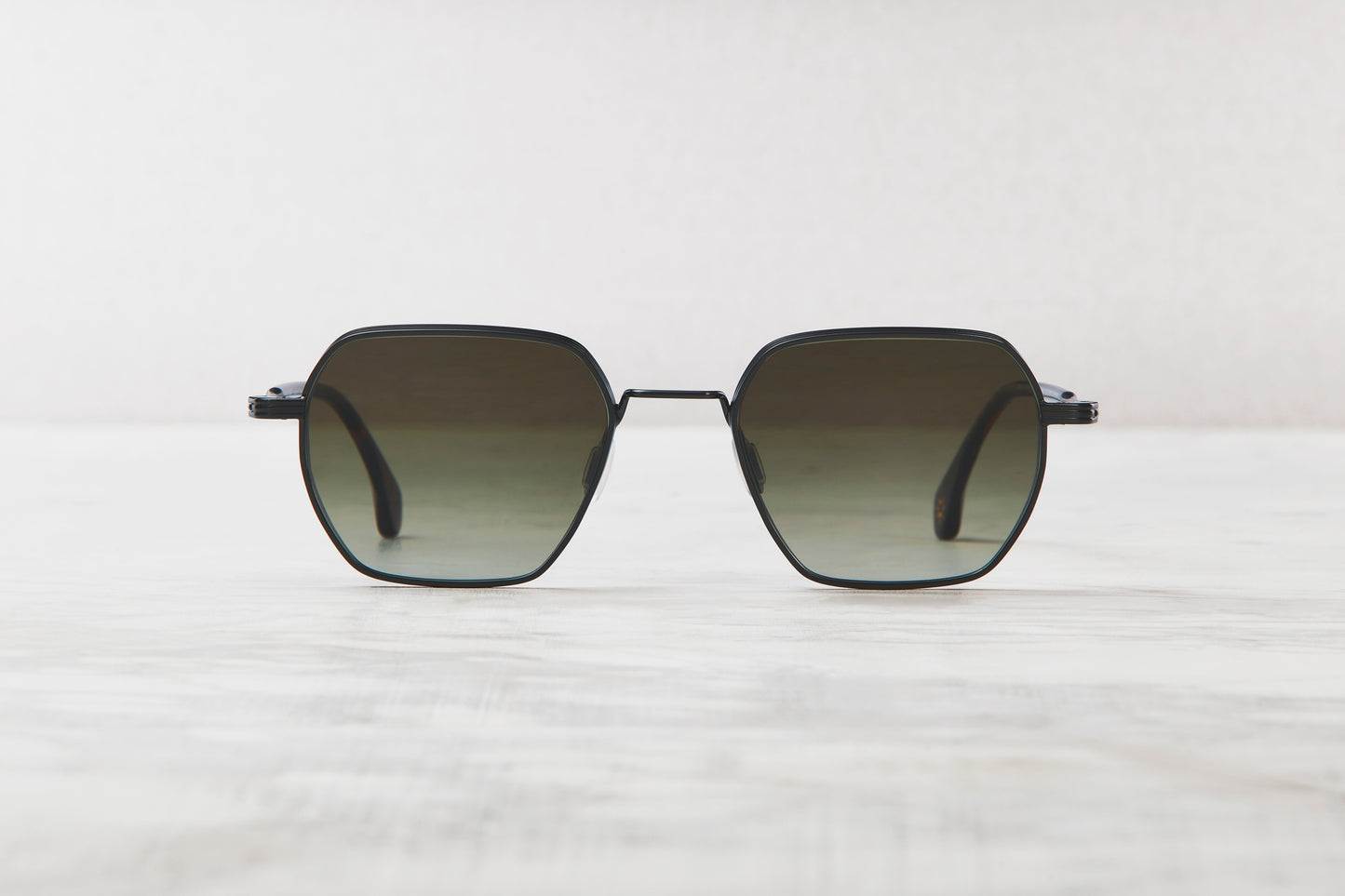 Nagasaki - Brushed Gun Metal